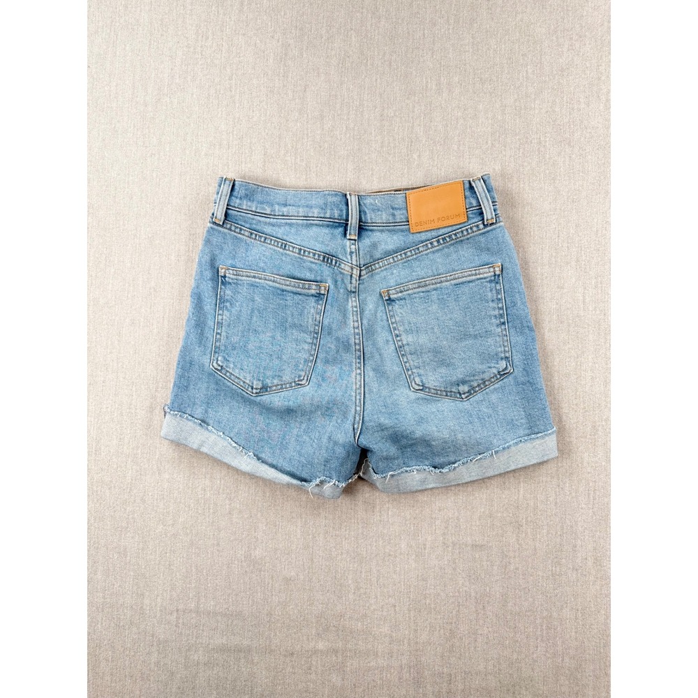 Aritzia Denim Forum The '50s Arlo Hi Mid-Thigh Short Light Wash Blue Size 28 - Picture 6 of 9